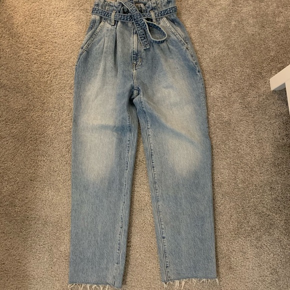 Abercrombie Paper Bag Jeans, Never Been Worn! - Picture 3 of 4